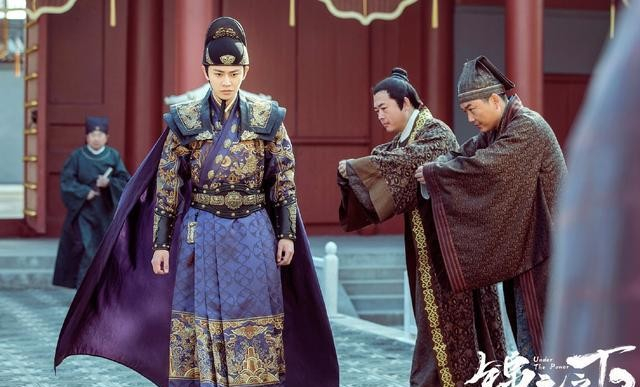 任嘉伦的两部电视剧《大唐荣耀》和《锦衣之下》，你更喜欢哪个？