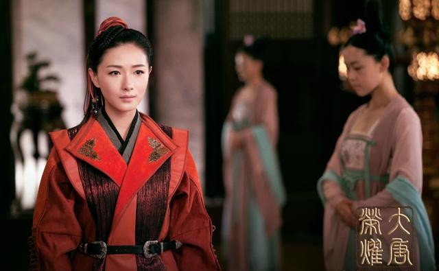 任嘉伦的两部电视剧《大唐荣耀》和《锦衣之下》，你更喜欢哪个？