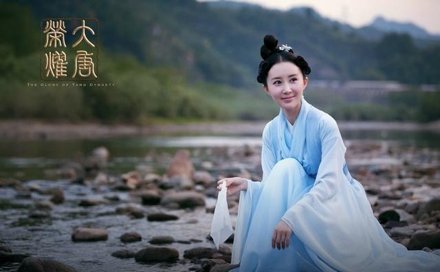 任嘉伦的两部电视剧《大唐荣耀》和《锦衣之下》，你更喜欢哪个？