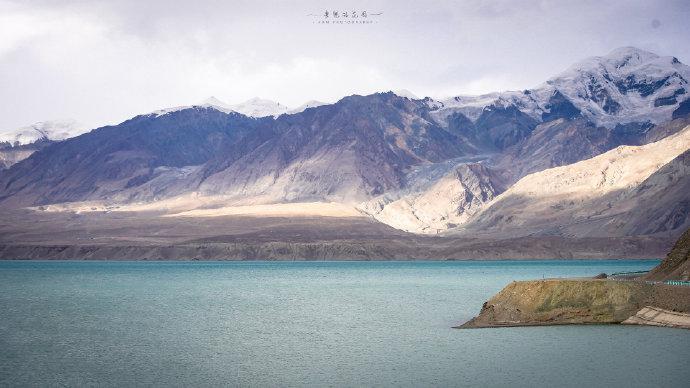 白沙湖丨雪山与冰湖的蓝宝石💙从喀什到塔县……
