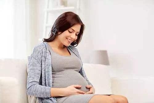 孕期出现这几种迹象，暗示胎儿已经营养不良，妈妈别不放心上