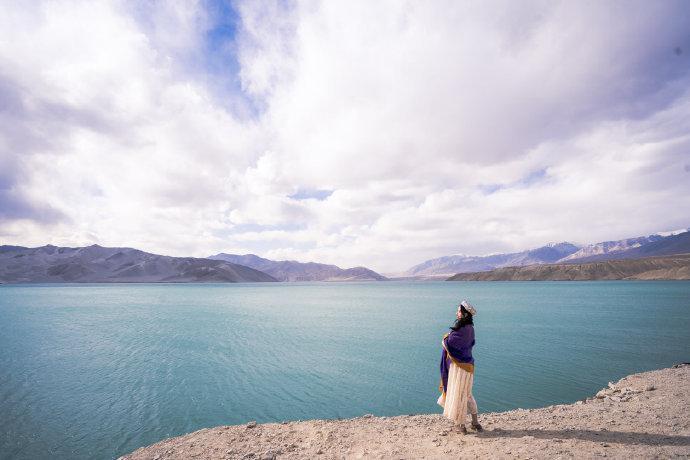 白沙湖丨雪山与冰湖的蓝宝石💙从喀什到塔县……
