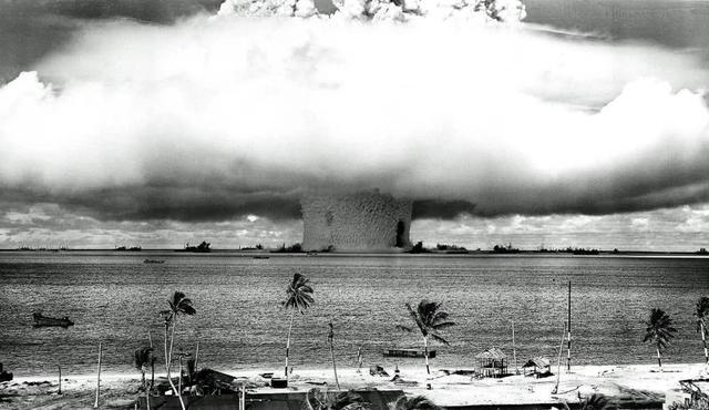 二战后严重核事件，美军67枚核弹投向小岛，大批原住民患辐射病