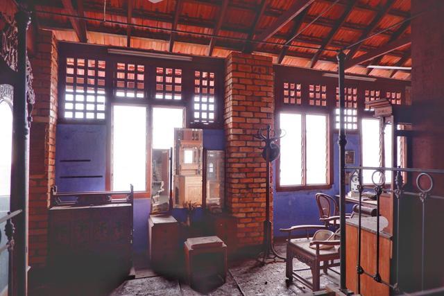走进马来西亚华人的老房子，家具都是中式风格，如今改造成客栈！
