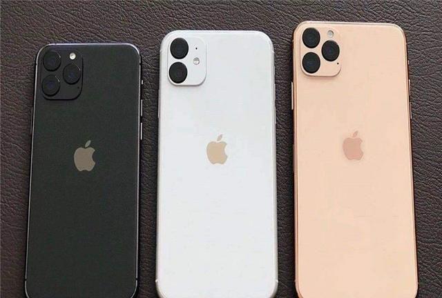 苹果终降低身价，iPhone11销量走俏，网友无不对此唏嘘