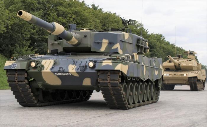 从俄式T-72跨越到德式豹-2A7＋，东欧最强装甲兵即将诞生！
