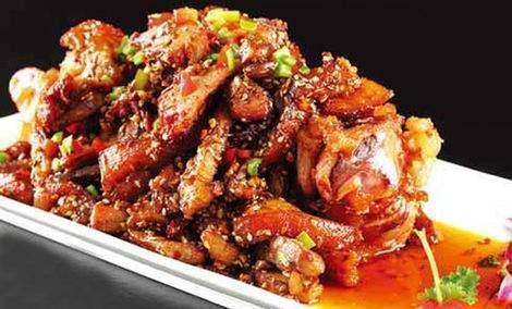 夏季美食：香辣鸡腿炒酸菜、凉拌豆腐皮、梅菜炒螺头、米酒鸡翅