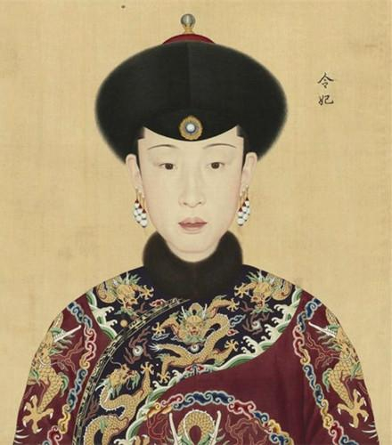 孝仪纯皇后：乾隆最爱宠妃，死后153年尸身不腐，依旧面带笑容