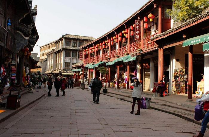 中国西部客家第一古镇，世界的洛带永远的客家