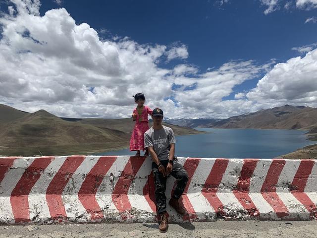 最牛的陪伴，90后奶爸带着4岁女儿，历时71天骑行西藏