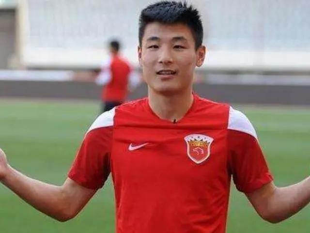 中国足球的春天：又1名现役国脚有望登陆下赛季西班牙联赛