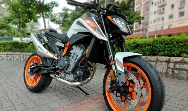 KTM890 Duke R，排量超越790 Duke的又一匹直2街车猛兽