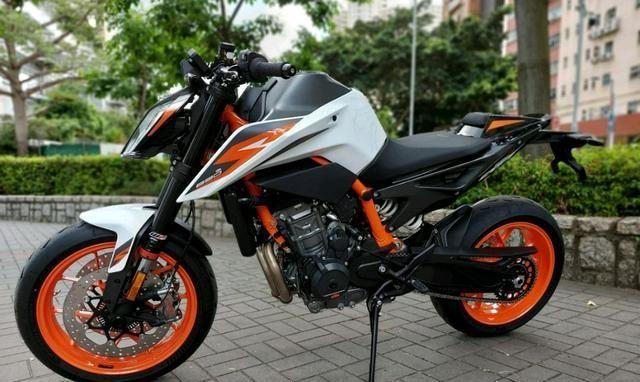 KTM890 Duke R，排量超越790 Duke的又一匹直2街车猛兽