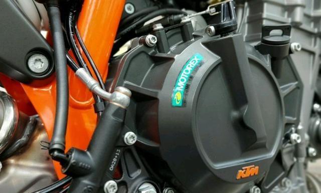 KTM890 Duke R，排量超越790 Duke的又一匹直2街车猛兽