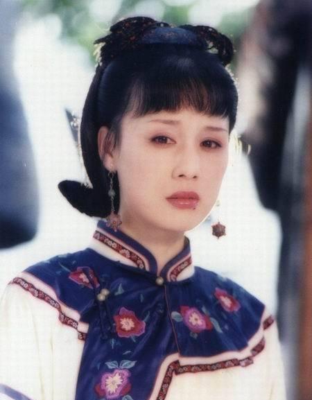 康熙为她哀叹，撞脸刘敏涛，而今完美女人却化作天人，徒留遗憾！