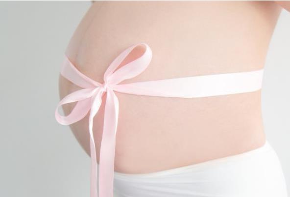 怀孕以后，孕妇若有4种症状，可能是胎停育了，别忽视