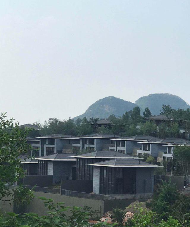 河南新密尖山风景区“美景素心园”别墅项目涉嫌违规建设？