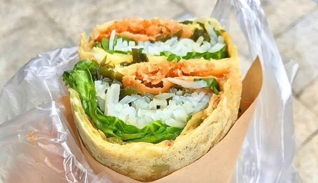 天津的煎饼果子和山东的杂粮煎饼，到底有什么不同，哪个更好吃？