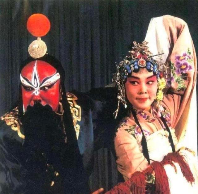 “阿庆嫂”洪雪飞：1994年去新疆演出2000元，却意外命丧戈壁
