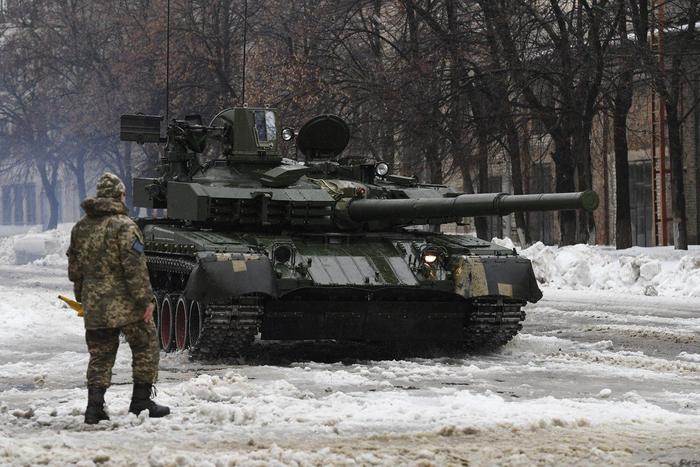 乌克兰决议，北约势力可进抵克里米亚，俄：引狼入室，冒险行动