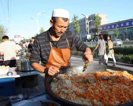 关于“新疆手抓饭”