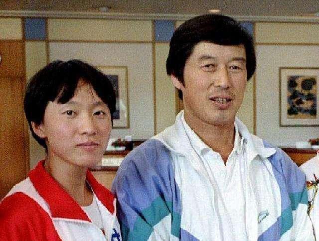 1994年，马家军“解体”，19岁队长李颖自杀，她选择远嫁西班牙