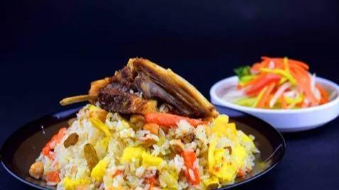 关于“新疆手抓饭”