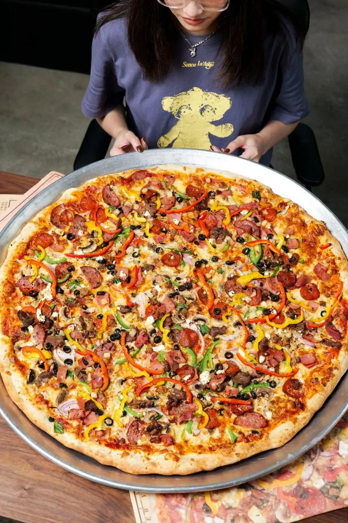 OMG！32寸的 『披萨老祖宗』，直径82cm，打遍全国无敌手！