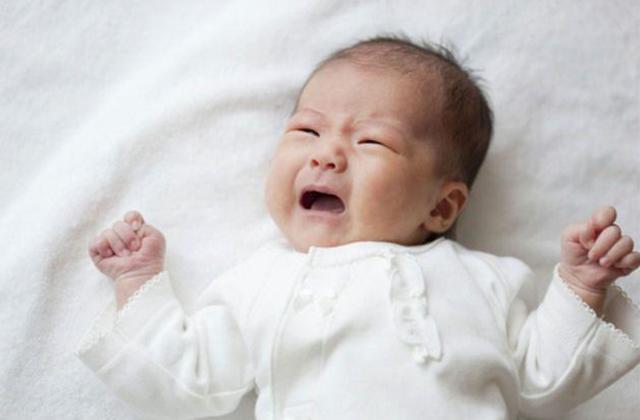 为什么宝宝看到某个人会突然大哭？这不是迷信，有科学根据