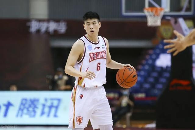 cba一天5消息！广东争抢吴冠希，李敬宇恐离队，杜锋再获潜力球员