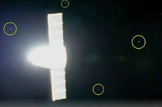 外星文明“偷”能量？NASA拍到神秘不明飞行物，在太阳周围徘徊