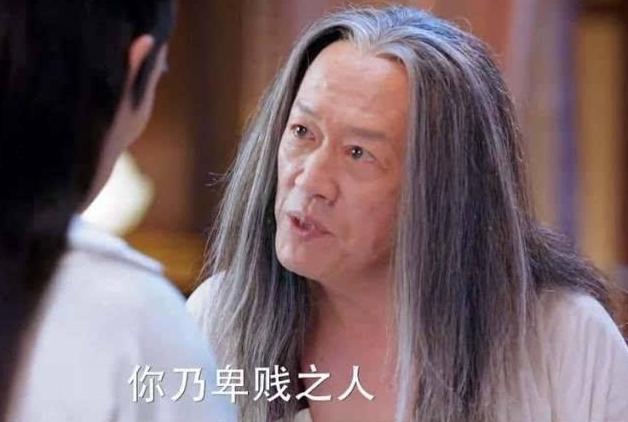 老戏骨金士杰：从养猪到话剧泰斗，娶小25岁学生，60岁再当父亲