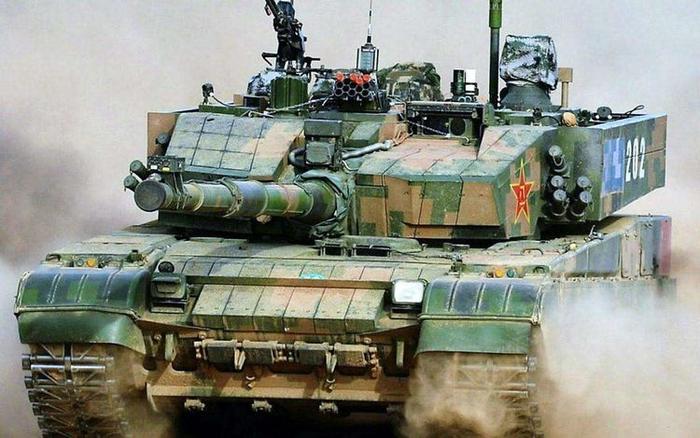 美俄的主战坦克都用的燃气轮机，为何中国99式坦克依旧用柴油机？