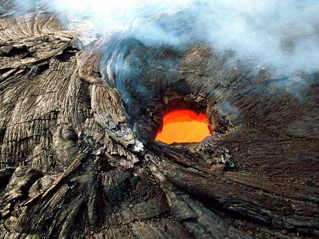 世界上丢失尊严的火山，温度高达600℃，却被人当成火炉烤食物