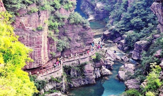 河南人气最旺的八大景区，少林寺只排第三，龙门石窟屈于第二