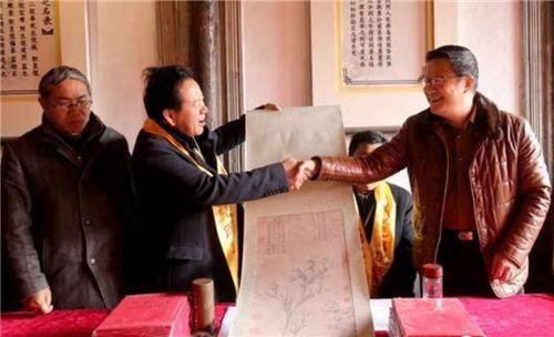 江苏老农翻修祖宅发现一幅古画，5元贱卖文物店，如今价值超千万