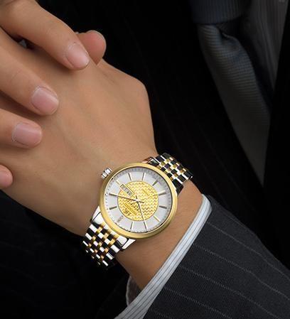 夏天为什么建议买精钢表带的手表？