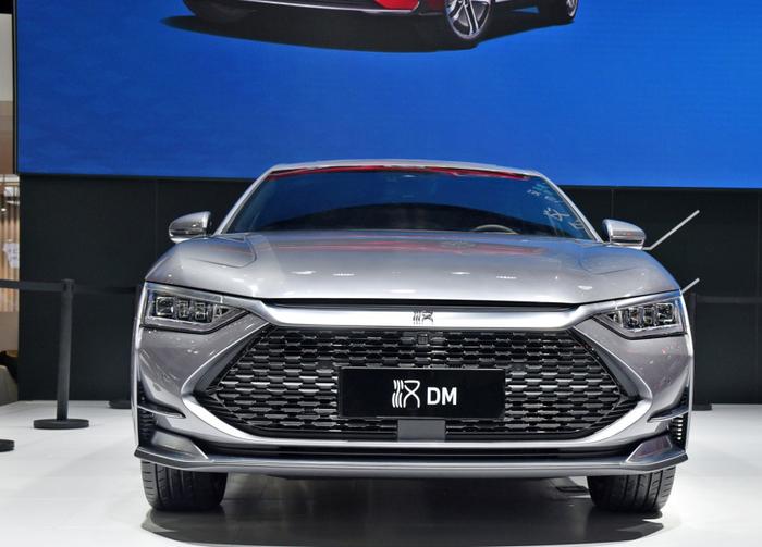 比亚迪汉DM新增车型上市，补贴后售价为23.98万元！