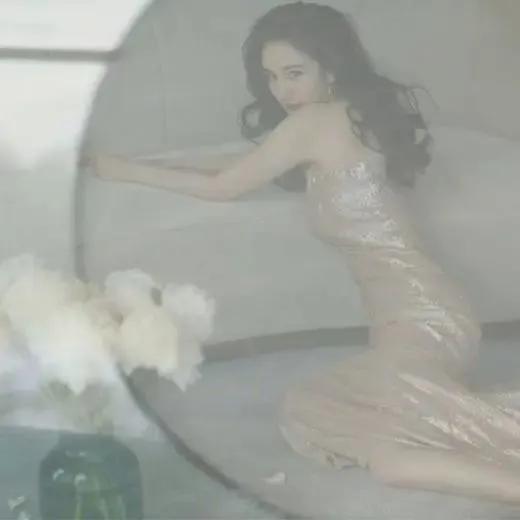 女星红毯造型迷惑大赏，《三十而已》的造型师很贵吗？