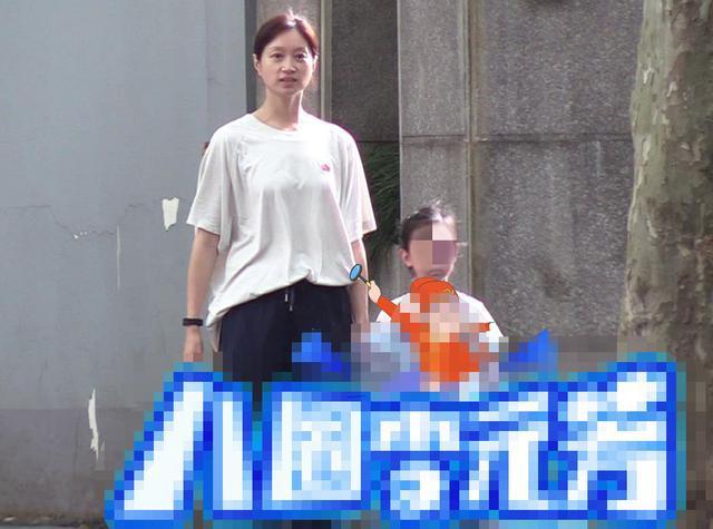 曾志伟太太去世？林更新4天夜会2美女？朱亚文妻子被指像大妈？