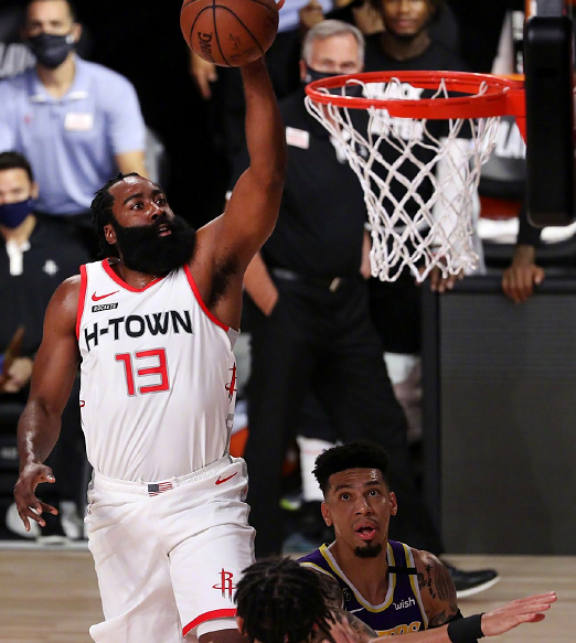 哈登强势发挥砍下30分助快船逆转取胜 精准三分与关键罚球锁定胜局