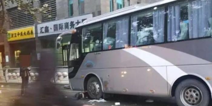 丹凤各村人口_丹凤大峪沟民俗旅游村(2)