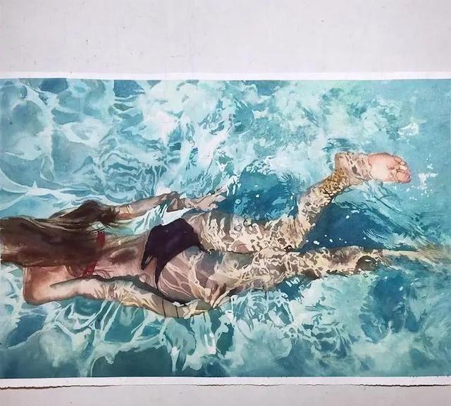 水中的泳装美女竟是一幅水彩画,网友：别骗人这就是照片