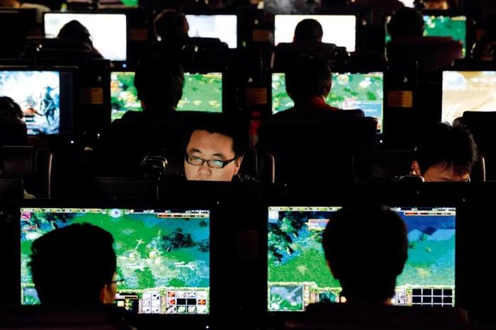 网吧曾经是游戏玩家的重要集聚区之一。图/人民视觉