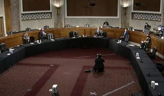 美国参议院军事委员会对2021年国防授权法案进行辩论 视频截图