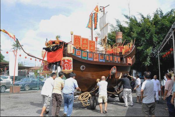 在马来西亚举行的送王船仪式(联合国教科文组织网站)