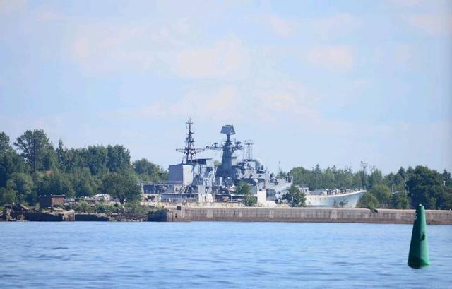 穿越世纪的喀琅施塔得军港 见证俄国海军三百年历史的"皇冠之城"