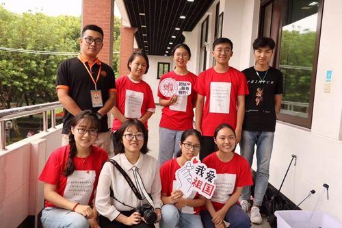 在战疫中成长,复旦管院学子积极投身志愿者活动