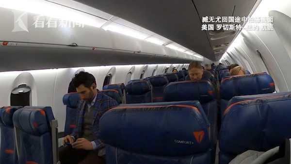 回国路丨40万买机票,看到防疫工作人员时,我哭了