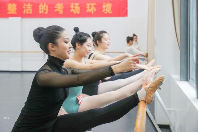 图为:2019年浙江音乐学院“艺考”现场。(周佳丽 供图)